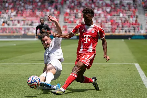 3 مساهمات في 25 دقيقة.. كومان يتألق بانطلاقة مونديال الأندية 